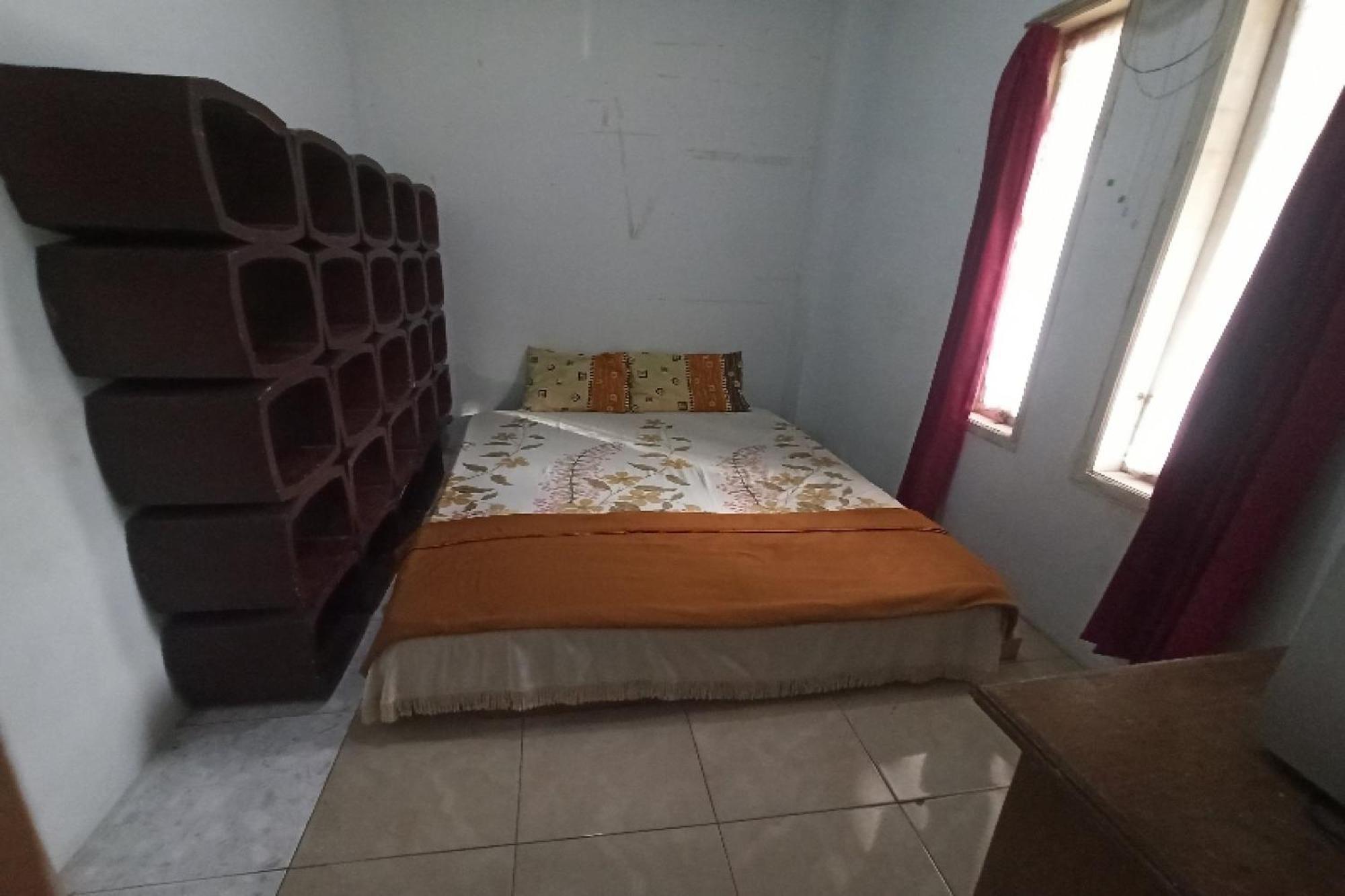 Oyo Life 91339 Pondok Kost Aulia Syariah Garut Exteriér fotografie